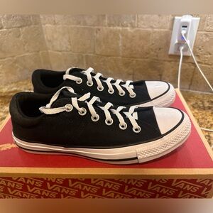 Women’s Converse